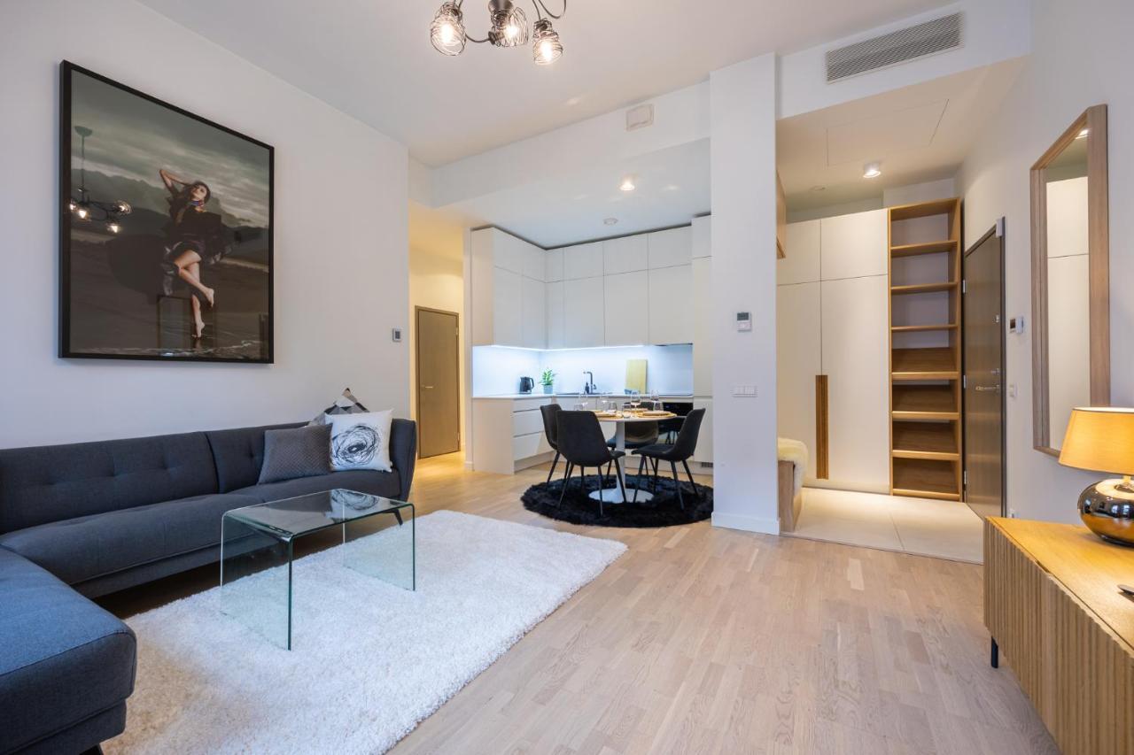 Rotermanni Apartment#Top Location#Spacious#Free Parking 탈린 외부 사진