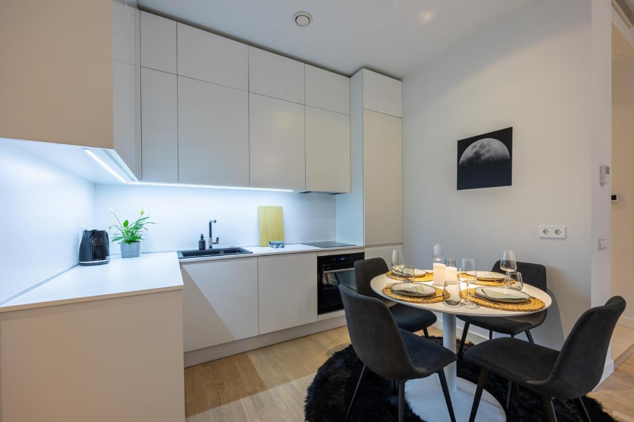 Rotermanni Apartment#Top Location#Spacious#Free Parking 탈린 외부 사진