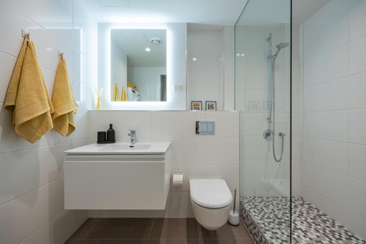 Rotermanni Apartment#Top Location#Spacious#Free Parking 탈린 외부 사진