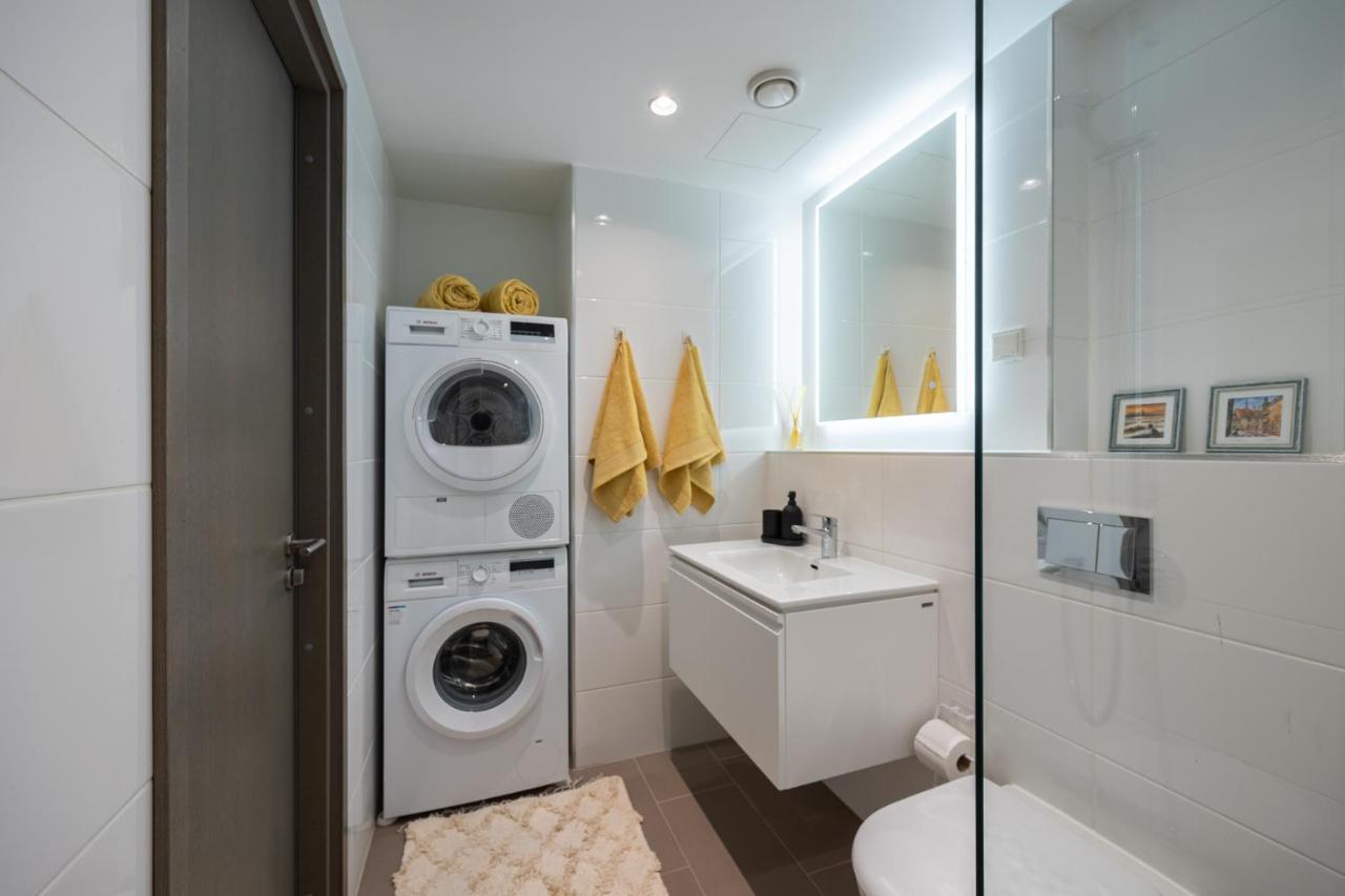 Rotermanni Apartment#Top Location#Spacious#Free Parking 탈린 외부 사진